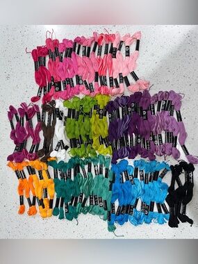Loops & Threads Embroidery Floss Bundle 95 Skeins + Organizer Wheel